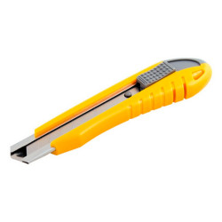 Нож Mastertool 18 мм + 2 лезвия (17-0101)